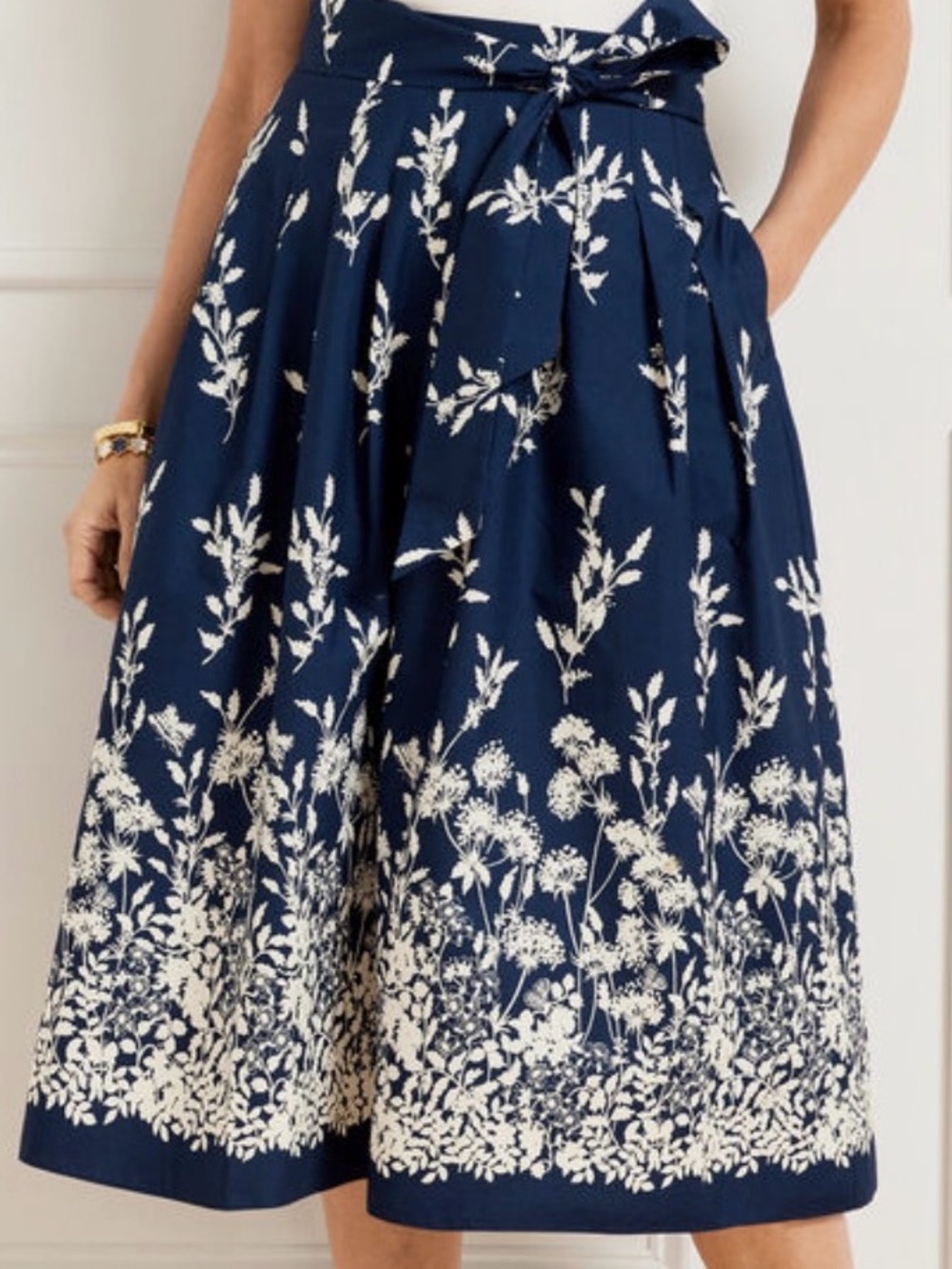 Talbots The Piper Patio Skirt Navy Floral Midi Skirt with Tie Waist 100% Cotton - Picture 1 of 16